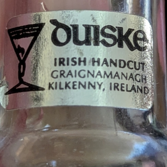 Duiske mini bud vase w/ etched shamrocks - Picture 4 of 4